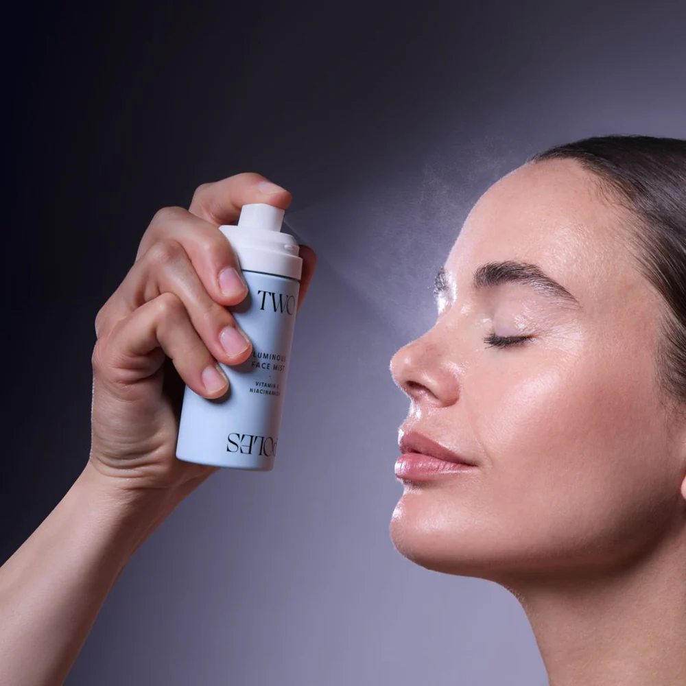 TWO POLES LUMINOUS FACE MIST 80ML - Imagen 2